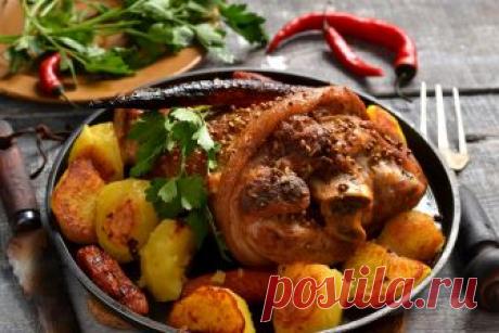 Рулька с картошкой — простой рецепт для праздничного стола