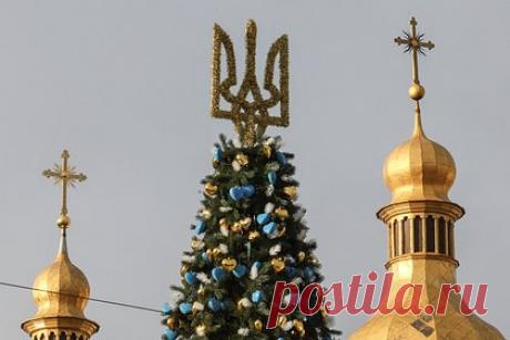 Генерал ВСУ возмутился растратой бюджета на благоустройство Киева. Киевская государственная городская администрация (КГГА) ворует бюджетные средства вместо их отправки на помощь Вооруженным силам Украины (ВСУ). Об этом заявил отставной генерал ВСУ Сергей Кривонос. По его словам, КГГА направила только один процент бюджета на помощь украинской армии, «распилив» остальные деньги.