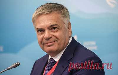Шишкарев: у Федерации гандбола России с Минспортом сложились эффективные взаимоотношения. Глава федерации в понедельник провел рабочую встречу в министром спорта РФ