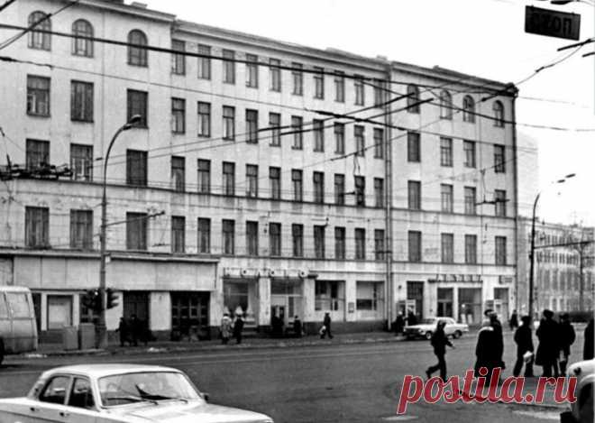 Преображенка 1982 год.
Бывший кинотеатр 