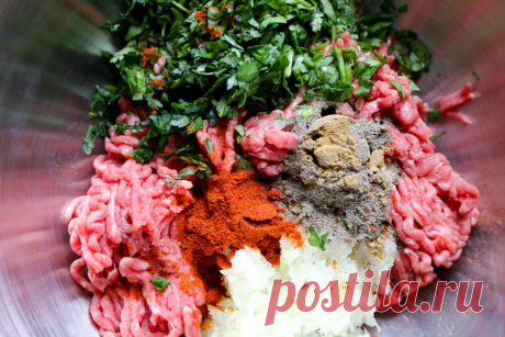 Что добавить в фарш для пельменей, чтобы они получились вкуснее и сочнее | Кулинарный техникум | Яндекс Дзен