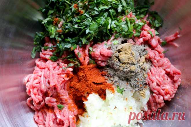 Что добавить в фарш для пельменей, чтобы они получились вкуснее и сочнее | Кулинарный техникум | Яндекс Дзен