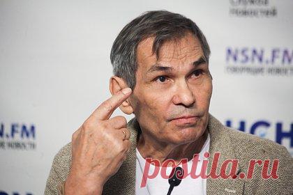 Бари Алибасов ответил на сообщения об обнаружении опухоли. Музыкальный продюсер Бари Алибасов в беседе с «Лентой.ру» отшутился в ответ на публикации об обнаружении у него доброкачественной опухоли. Ранее сообщалось, что врачи нашли у шоумена доброкачественное новообразование в виде кисты в репродуктивных органах и ему требуется операция.