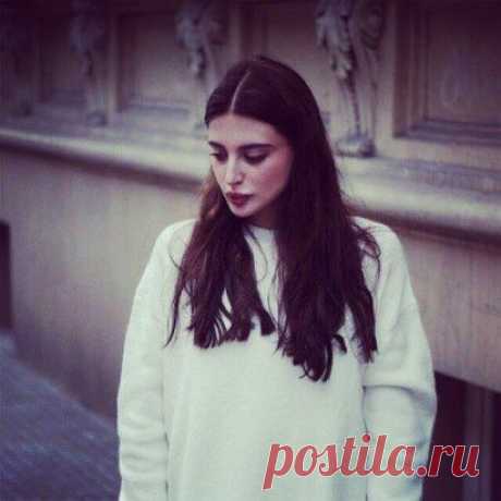 Вбивая гвоздь в душу человека, помните, что даже вытащив его своими извинениями, вы все равно оставите там дыру..