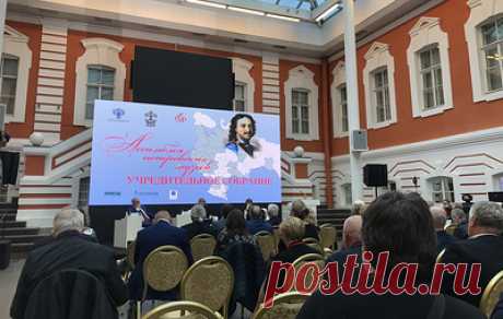 Ассамблея петровских музеев России объединит более 100 учреждений из 31 субъекта. Замминистра культуры Алла Манилова сообщила, что одной из первых задач ассамблеи будет подготовка мероприятий, приуроченных к 350-летию со дня рождения Петра I, которое будет отмечаться в 2022 году