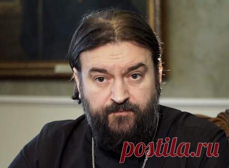 Протоиерей Андрей Ткачев: Люди со страхом, но с интересом лезут к этой огнедышащей пасти, чтобы посмотреть туда поглубже - Спутник - 23 января - 43587077645 - Медиаплатформа МирТесен Я заметил такую вещь: когда рассказываешь что-либо, касающееся конца света, сгущения туч, приближения последних времен тревожно-трепетных, то это собирает большую аудиторию. Люди со страхом, но с интересом лезут к этой огнедышащей пасти, чтобы посмотреть туда поглубже. Когда же говоришь о - 23...