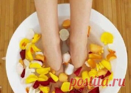 Лечение отеков ног народными средствами.