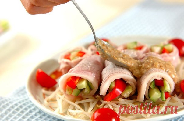 Закусочные рулетики из ветчины с овощами