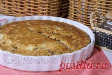 Пирог с грибами и сыром на кукурузной муке.