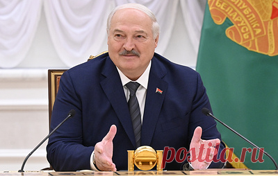 В кабинете Лукашенко стоит модель "Орешника". Cоответствующие фотографии опубликовал Telegram-канал "Пул первого"