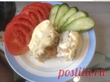 Минтай под чесночным соусом