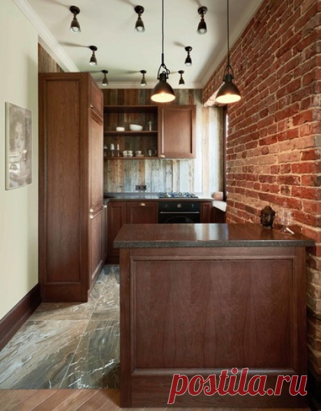 Houzz тур: Кирпич и амбарная доска в сталинской пятиэтажке