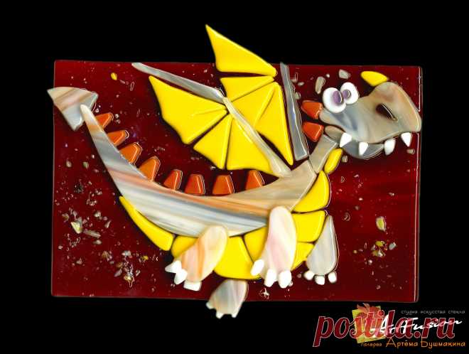 Стеклянная открытка. Изделие олицетворяет мастерство автора в исполнении мельчайший деталей.