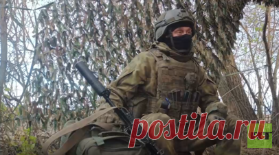 Санинструктор рассказал, как они шесть суток не могли подойти к раненому бойцу. Санинструктор с позывным Тайт рассказал спецкору RT Александру Пискунову, что во время штурма укрепрайона ВСУ они шесть суток не могли подойти к раненому военному. Читать далее