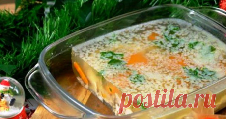 Холодец из курицы — Вкусное блюдо простого приготовления! Ингредиенты: бедра куриные — 3 шт морковь — 1 шт лук — 1/2 шт чеснок — 2 зуб перец горошком — 1 ч.л. лавровый лист — 2 шт соль вода — 1,5 л желатин — 1 ст.л. петрушка Приготовление: В кастрюлю положить бедра, целую морковь, лук, чеснок, перец, соль, лавровый лист, залить водой, варить 2 часа. Желатин залить 100 мл холодной воды, оставить на 10 минут. Когда курица готова, бульон процедить через сито или марлю, курицу...
