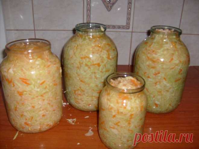 Хороша закуска - квашена капустка.