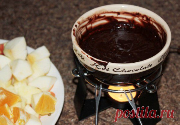 Шоколадное фондю с фруктами - Рецепты. Кулинарные рецепты блюд с фото - рецепты салатов, первые и вторые блюда, рецепты выпечки, десерты и закуски - IVONA - bigmir)net - IVONA - bigmir)net