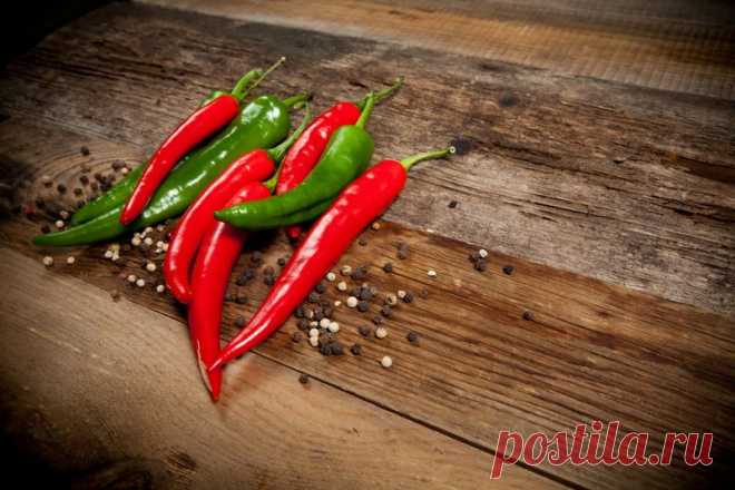 Регулярное потребление перца чили уменьшает раковые клетки и продлевает срок жизни более чем на 30% Красный и желтый (или зеленый) перец чили содержит огромное количество витамина С...