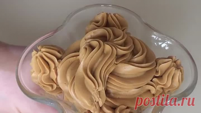 Масляный крем со сгущенкой. Самый вкусный и простой крем на все случаи.