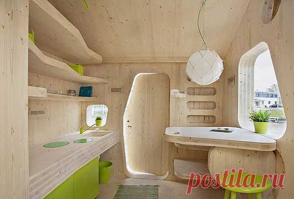 10-метровый дом для студента
Сотрудники проектной фирмы Tengbom Architects создали студенческий домик, где все необходимое для жизни уместилось на 10 квадратных метрах.