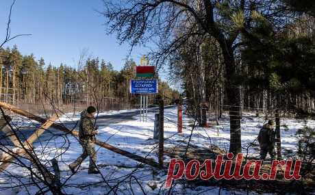 Зеленский призвал войска к готовности на границе с Белоруссией. Президент Украины посетил Львов и провел совещание об обстановке в северо-западных областях страны. Особое внимание было уделено ситуации на границе с Белоруссией. Пентагон сообщал, что непосредственной угрозы не наблюдает