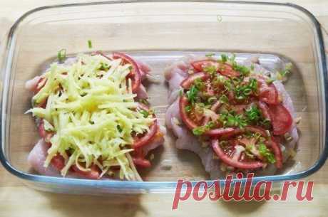 Куриная грудка под шубой: Лучший ужин для любимых 


Невероятно вкусно и красиво!









Ингредиенты:
Вам потребуется:Грудка куриная 2 штКартофель 3 штПомидор красный 2 штЛук репчатый 1 штШампиньоны свежие 2 штЛук зелёный 2 штСметана 25% 150 гСоль …