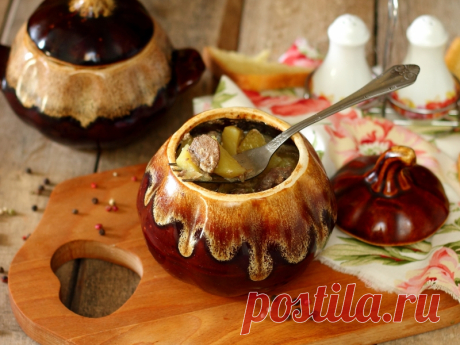 Печень с картошкой в горшочке Рагу из картофеля и свиной печени в горшочках, отличный и простой в приготовлении ужин или обед на каждый день.