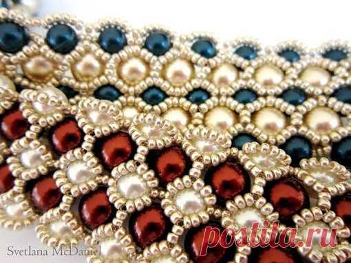 Браслет из бисера и бусин.

#бижутерия #украшения @biserok https://youtu.be/IX6P47E1AHY #бисероплетение #biserok