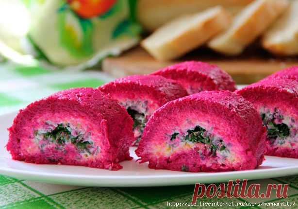 СВЕКОЛЬНЫЙ РУЛЕТ С ТВОРОГОМ И ЗЕЛЕНЬЮ