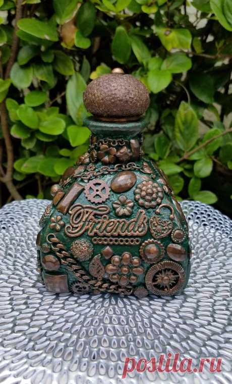The Friendly Bottle | Etsy