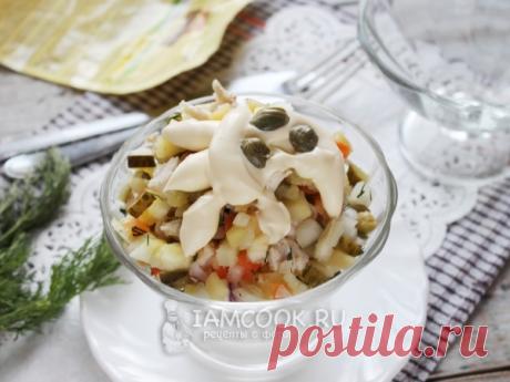 Оливье с жареной куриной грудкой — рецепт с фото на Русском, шаг за шагом. Еще один вариант всем известного салата. #салат #салатик #оливье #закуска #закусочка #новыйгод #новогоднееменю