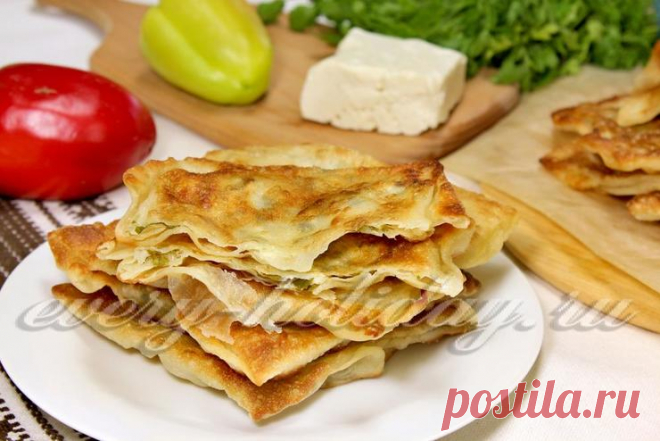 Плацинды с брынзой и зеленью