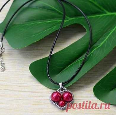 ​Необычные сердечки из бусин и бисера