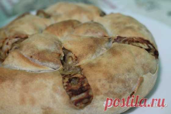 Бурма с мясом и картофелем - Татарский пирог 

Блюдо Татарской кухни

 • Картофель почистить, тщательно моем, натираем на крупной терке.

• Говядину с луковицей пропускаем через мясорубку, добавляем картофель• Фарш и тертый картофель тщательно п…