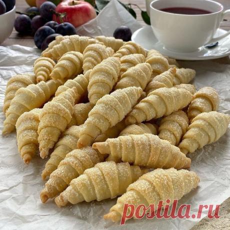 ​Рогалики на песочно- дрожжевом тесте