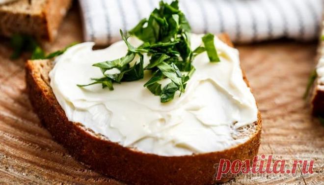 10 популярных продуктов, которые нельзя есть на завтрак Мы живем в эпоху рекламы. Ежедневно каждый человек получает солидную порцию навязчивых советов о том, чем питаться, чтобы быть здоровым и успешным.
Продукты, о которых мы поговорим сегодня, объединяет...