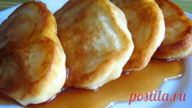 Пышные оладьи (оладушки) на кефире с яблоками
