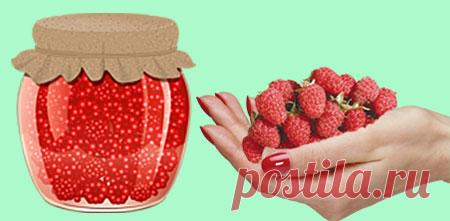 Лечебные свойства малины.
Кто из нас при простуде не пил чай с малиновым вареньем? О том, что в этом случае потогонное и жаропонижающее действие варенья подобно аспирину, знают многие. Однако, лечебные свойства малины на этом не заканчиваются, да, и целебным эффектом обладают не только ягоды, но и цветы, листья, корни и побеги.