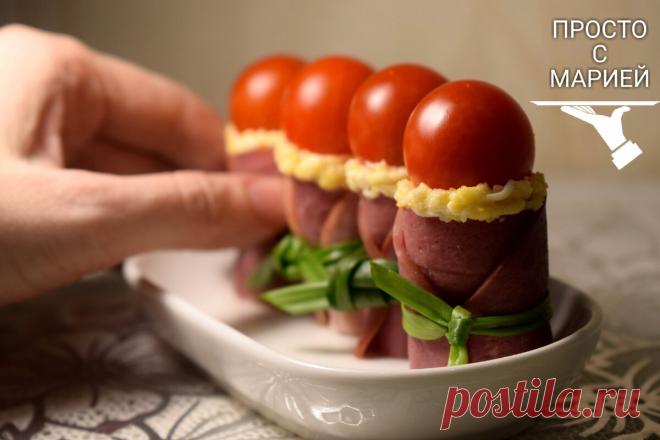 Я просто вырезаю серединку из огурца и уже через пару минут подаю к столу яркую закуску | Просто с Марией | Яндекс Дзен