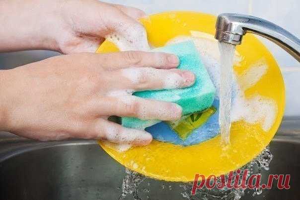 ЖИДКОСТЬ ДЛЯ МЫТЬЯ ПОСУДЫ ИЗ ХОЗЯЙСТВЕННОГО МЫЛА 


Очень просто, экономно и намного бережнее к нашему здоровью, чем магазинные средстваМногочисленные исследования показывают,что регулярно используя средства для мытья посуды, человек приобретает оче…