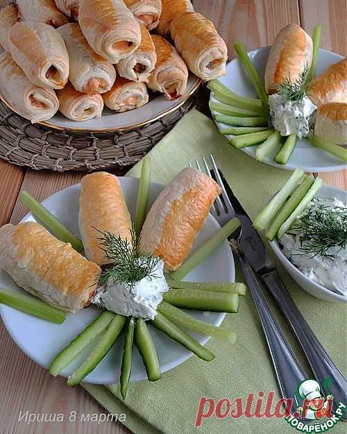 Слоеные "пальчики" с сёмгой.