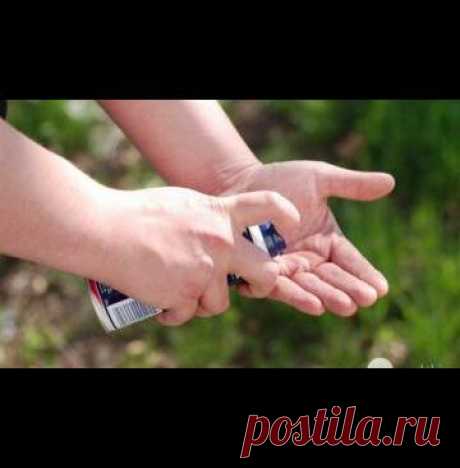 10 необычных способов применения пены для бритья Несколько случаев, когда пена для бритья оказывается эффективнее многих привычных средств.