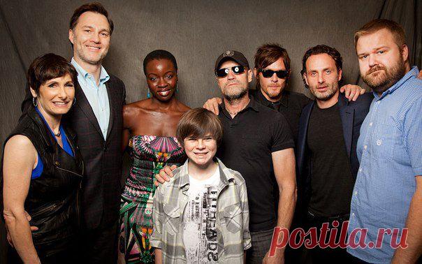 Сколько серий и сезонов в сериале "Ходячие мертвецы"?