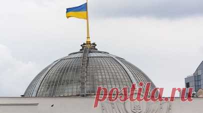 Украинский депутат Костюк заявил, что выходит из фракции «Слуга народа». Депутат Верховной рады Роман Костюк заявил о выходе из фракции «Слуга народа», обвинив власти в давлении при голосовании по законопроекту о НАБУ. Читать далее