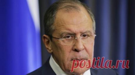 Лавров заявил, что обсудил с коллегой из Кувейта вопрос отмены виз между странами. Глава МИД России Сергей Лавров заявил, что обсудил с коллегой из Кувейта Салемом Абдаллой аль-Джабер ас-Сабахом вопросы отмены виз между странами. Читать далее