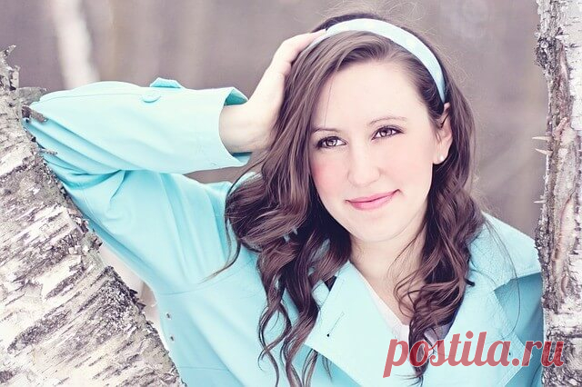 Emocionalna inteligencija- šta je i kako je povećati | Jelena Pantić Emocionalna inteligencija pomaže da se život živi lepše, lakše i uspešnije. Šta je emocionalna inteligencija i kako da je povećate? Pročitajte...