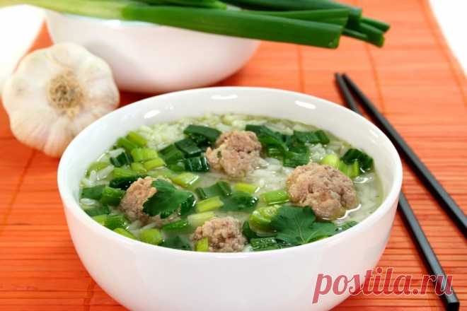 Вкусная идея для обеда - рисовый суп с фрикадельками Вкусно и сытно. Рекомендую!