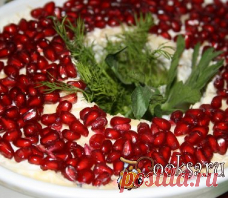Самые вкусные рецепты мясных блюд к празднику #мясо #кулинария #праздник #вкусно #новыйгод #рецепты По какому бы поводу не собиралось застолье, очень сложно представить себе праздничный стол без мясных блюд – а вот насколько сложными или необычными будут, зависит только от ваших кулинарных предпочтений. На любой праздник можно приготовить «бюджетные» мясные праздничные блюда из самых простых ингредиентов, которые будут, тем не менее, не только вкусными, но и оригинальными. А можно озаботиться…