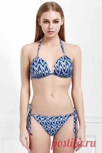 Chic Chevron Print Halter Bikini Suit For Women - Blue And White - M