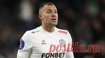 Дзюба не понимает, почему «Спартак» и «Динамо» не позвали Черчесова. Нападающий «Акрона» Артём Дзюба не понимает, почему «Спартак» и «Динамо» не позвали Станислава Черчесова на пост главного тренера. Читать далее